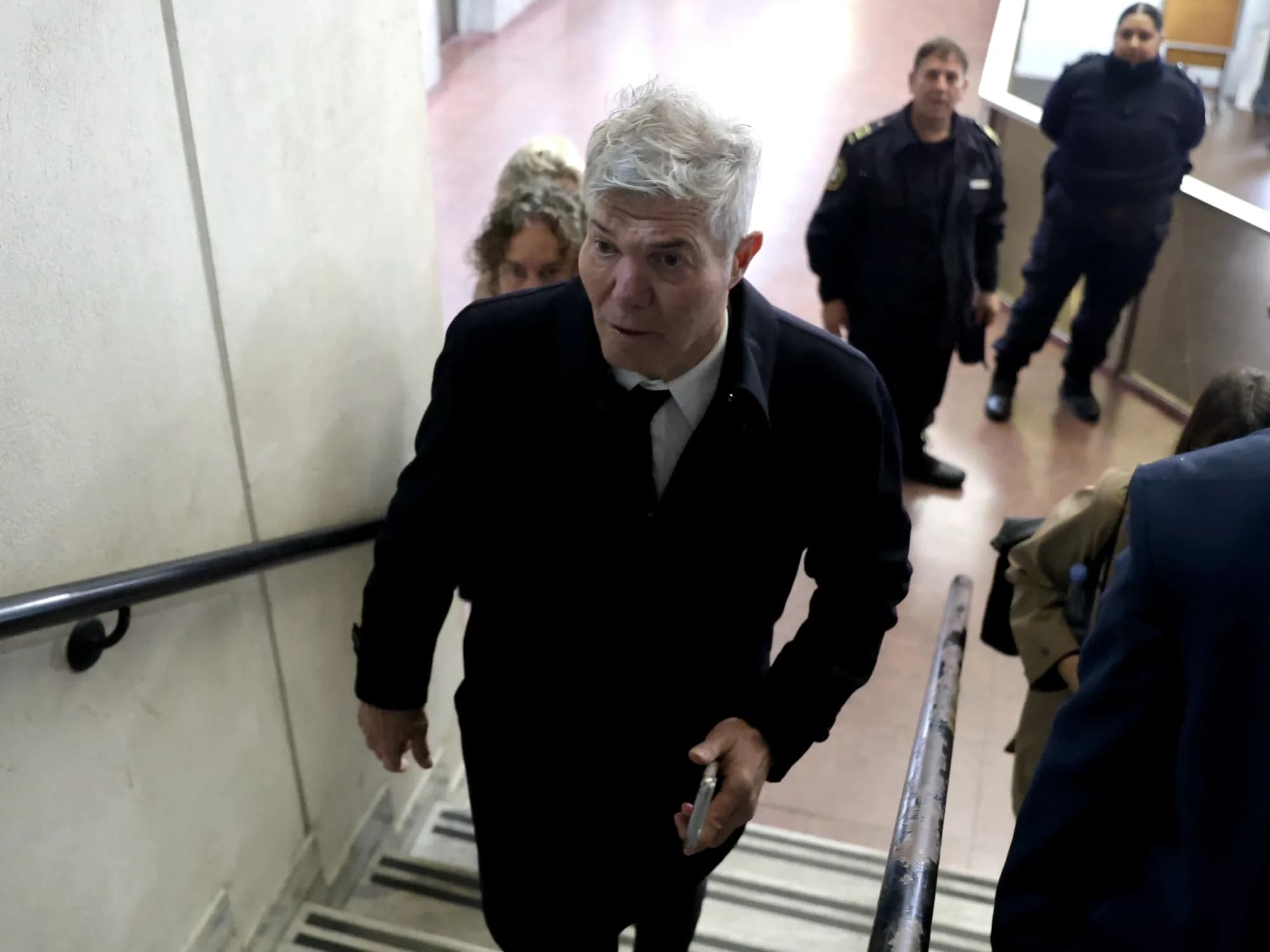 Juicio por la muerte de Maradona: Burlando elogió a la Fiscalía, pero dijo que habría pedido penas más altas
