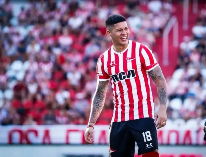 Marcos Rojo entrenó en Estudiantes esperando destrabar su habilitación oficial