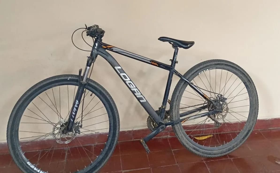 Le vendieron una bicicleta robada en Corrientes y debió devolverla