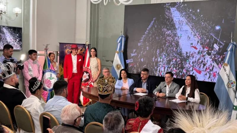Paso de los Libres presentó la edición 2027 de su Carnaval
