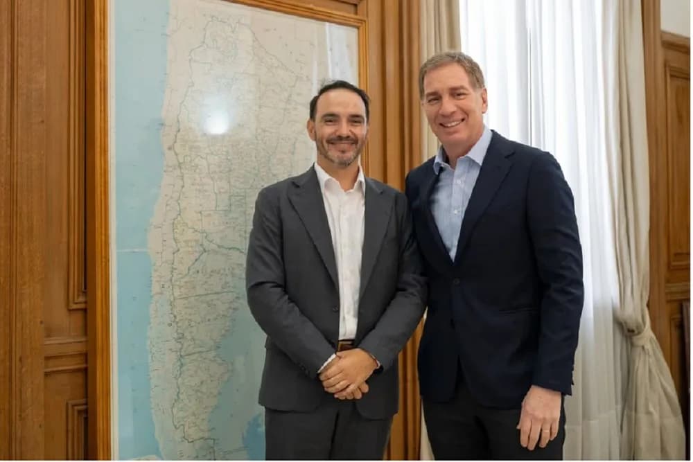 Valdés con Santilli para tratar obras, presupuesto y la reforma electoral