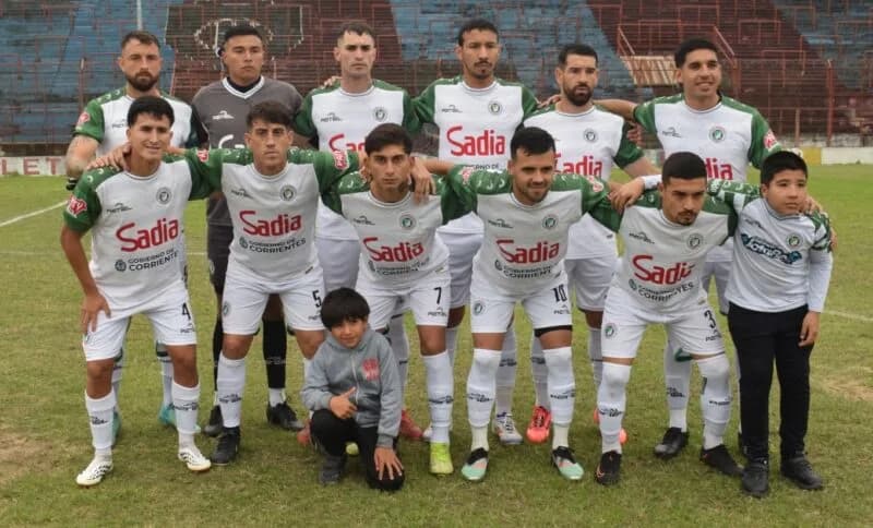 Lipton y Mandiyú, chocan en play offs del Regional Amateur