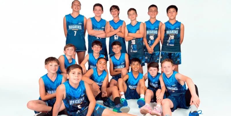 Regatas va por el título de campeón argentino de Mini