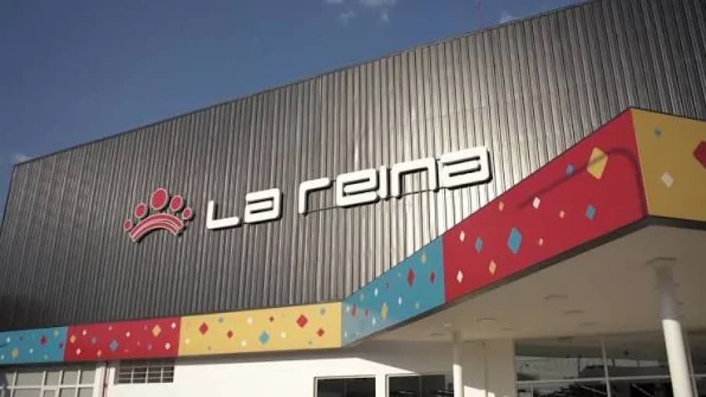LA REINA abrió su cuarta sucursal de supermercado en Corrientes