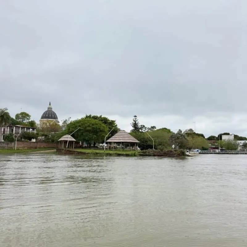 En fotos: preocupación en Itatí por la crecida del Paraná