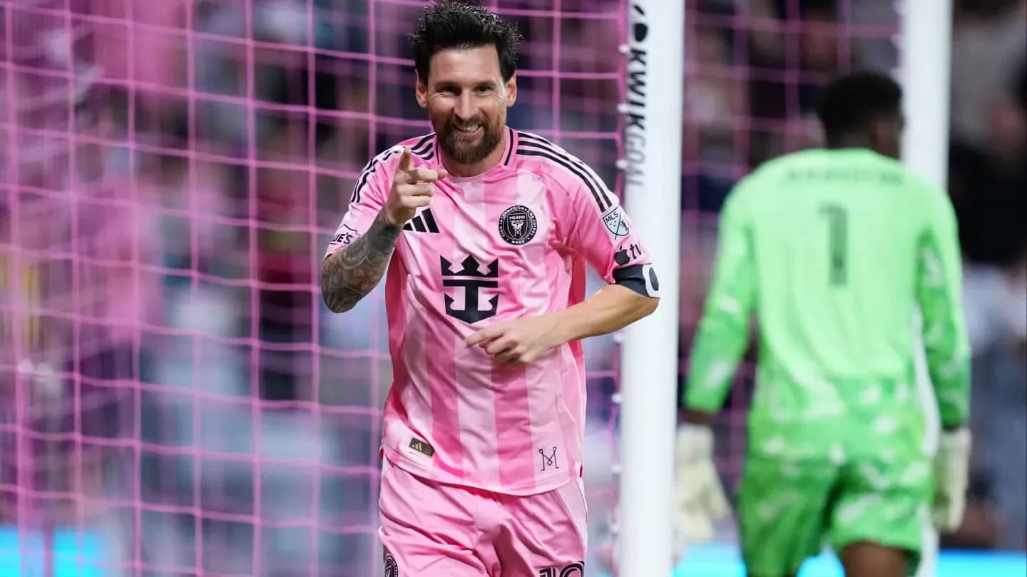 De volea y a pura gambeta: así fue el doblete de Messi en otra noche estelar en Inter Miami - TyC Sports