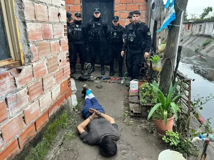 Detuvieron a "Speedy Gonzáles": tenía una pistola y 26 cartuchos de 9 mm