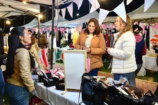Las ferias municipales impulsan las ventas y sostienen emprendimientos