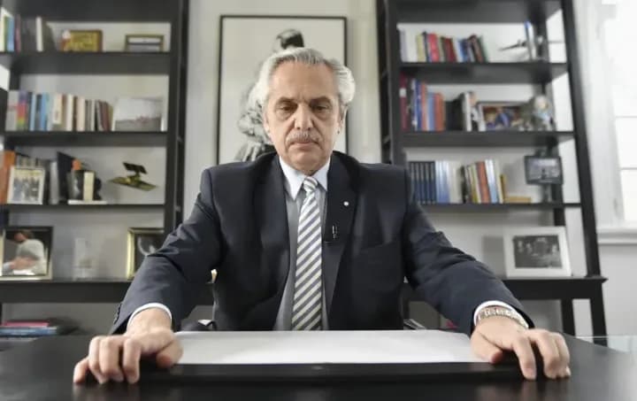 Alberto Fernández: "Si le hubiera hecho caso a Cristina, Argentina hubiera estallado en mil pedazos"