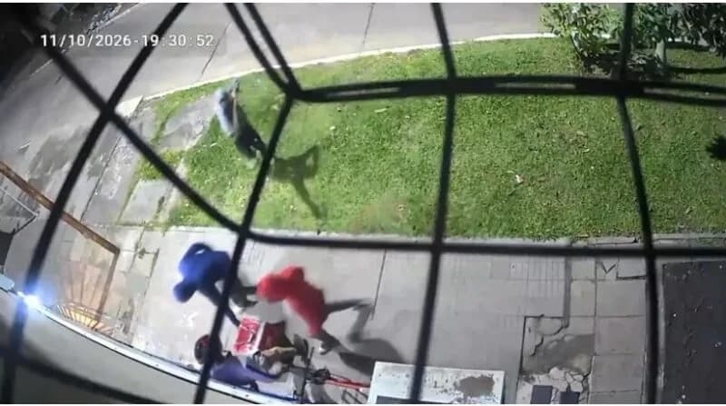 Brutal ataque a un delivery: menores lo apuñalaron para robarle la bicicleta y la mochila