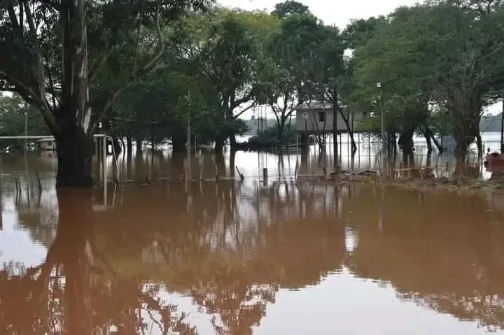 Más de 200 evacuados en Empedrado