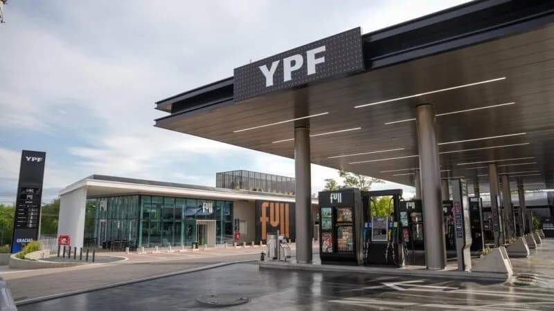 YPF abrió su primera estación Black en Córdoba con una propuesta más innovadora
