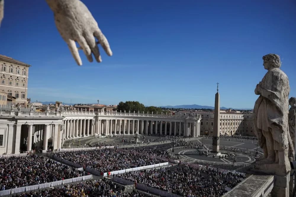 Portada de video: El cardenal Tagle presidió la misa ante una multitud en el Vaticano
