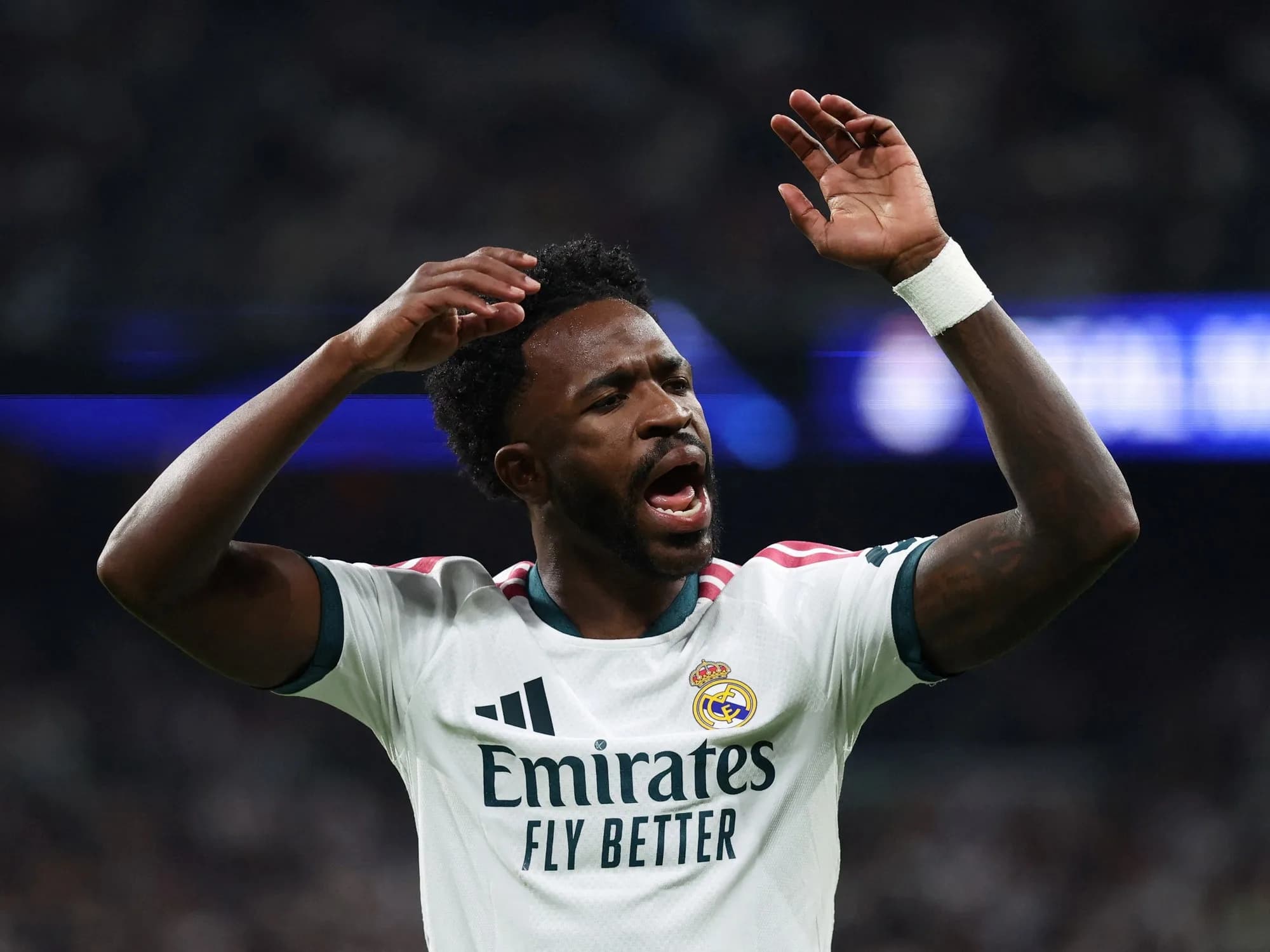 Durísima sanción para Vinicius: no podrá jugar el clásico contra Barcelona