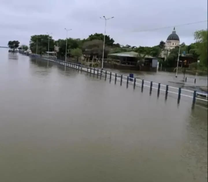 El río Paraná llegó a los 6,46 metros en Itatí y hay 70 personas autoevacuadas