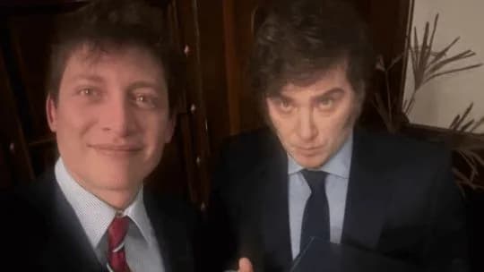 Santiago Caputo declaró que deben recuperarse las Islas Malvinas porque Gran Bretaña está "siendo colonizada por el Islam"