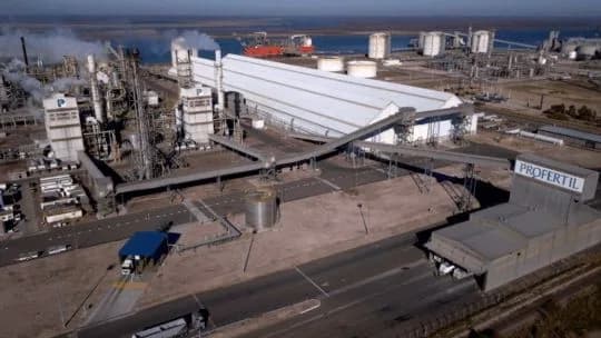 Profertil proyecta una nueva planta de urea en Bahía Blanca que podría producir 4.450 toneladas diarias de fertilizantes