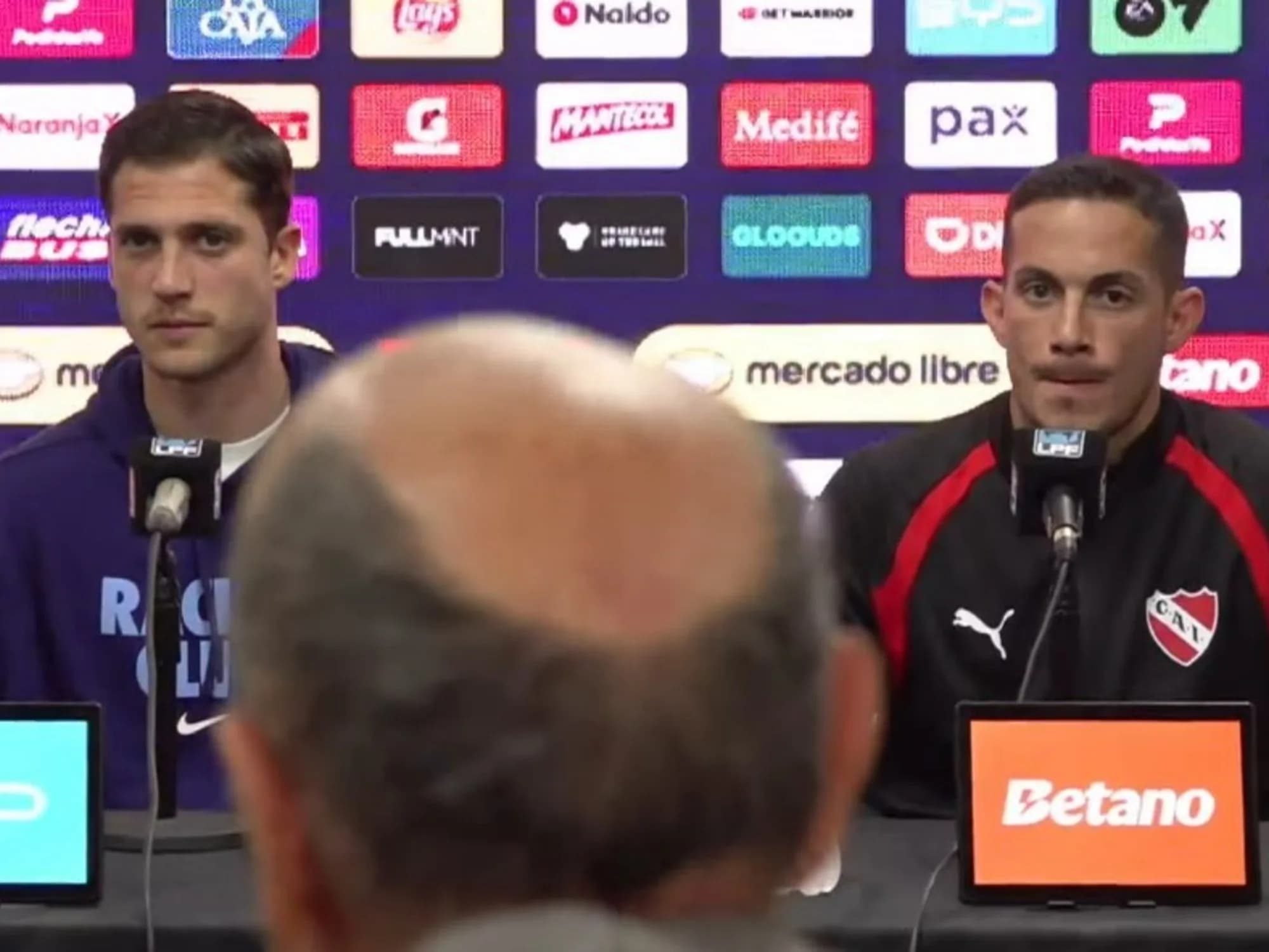Portada de video: Video: el curioso momento en la conferencia previa al Clásico de Avellaneda