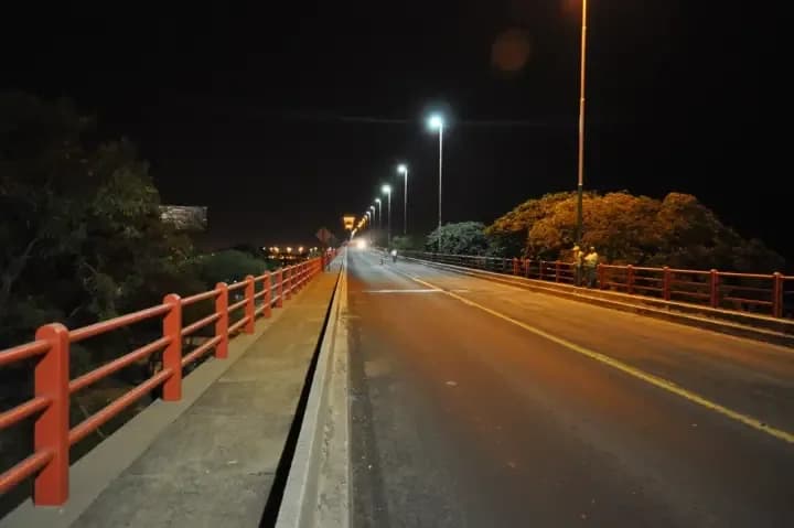Realizarán trabajos de bacheo nocturno en el puente General Belgrano