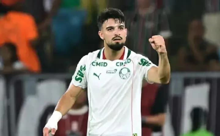 El correntino José Manuel López alimenta el sueño de Palmeiras