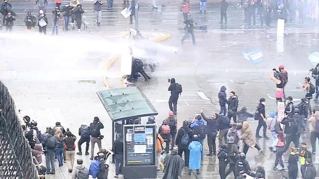 Gases, incidentes y heridos: la quinta Marcha Federal Universitaria estuvo marcada por la represión policial