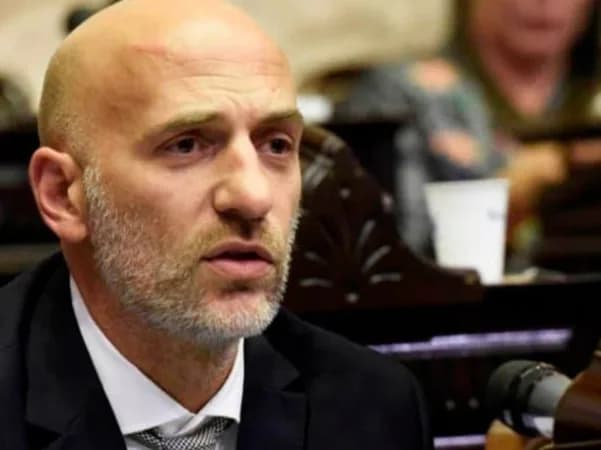 La UBA cruzó a Alejandra Monteoliva: "Los violentos son minoría y la Policía debería poder identificarlos"
