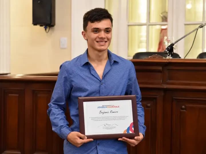 Benjamín Romero: talento correntino que conquistó el mundo recibió el "Joven Honorable"