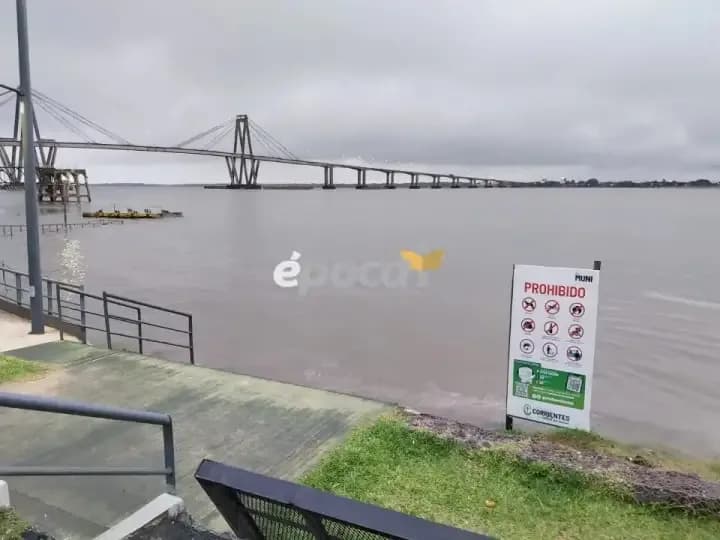 Corrientes evalúa día a día el estado de sus playas ante la crecida del río