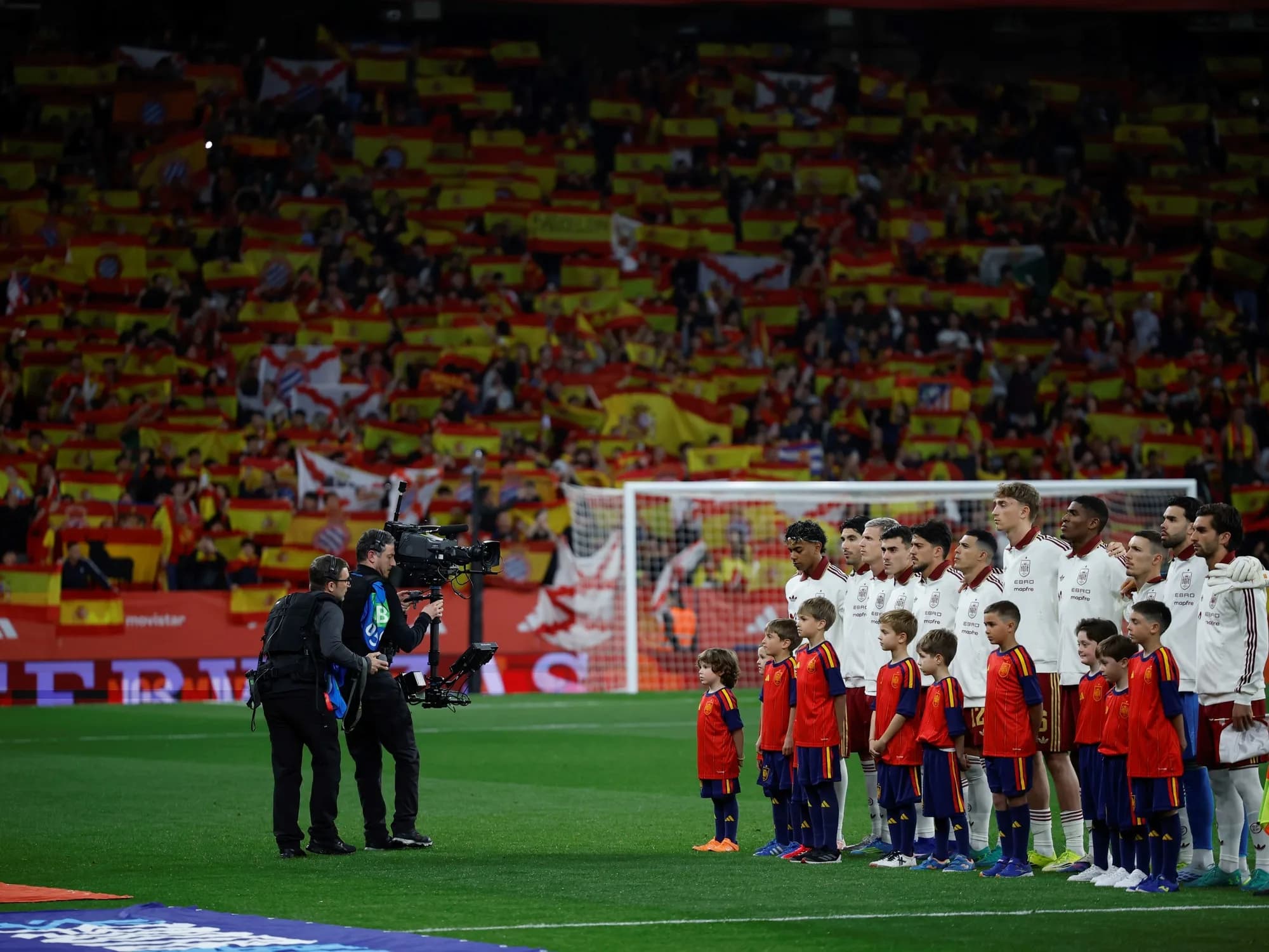 España, sancionada por la FIFA por cánticos islamofóbicos de su hinchada