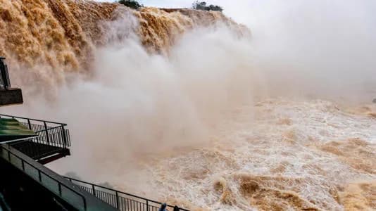 Ituzaingó e Itatí en nivel de evacuación son un aviso urgente para Corrientes