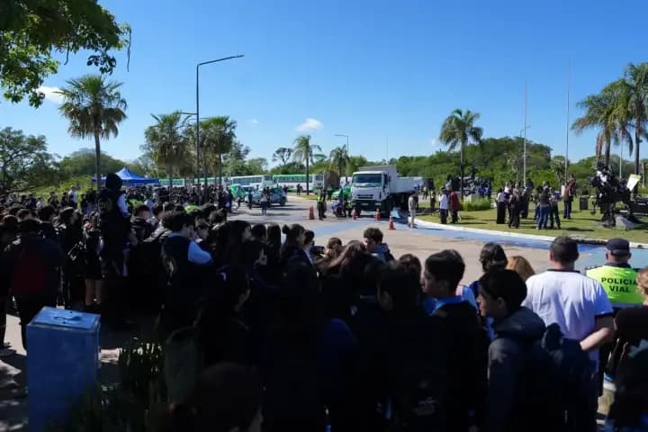 Realizaron un simulacro de siniestro vial para concientizar a estudiantes secundarios