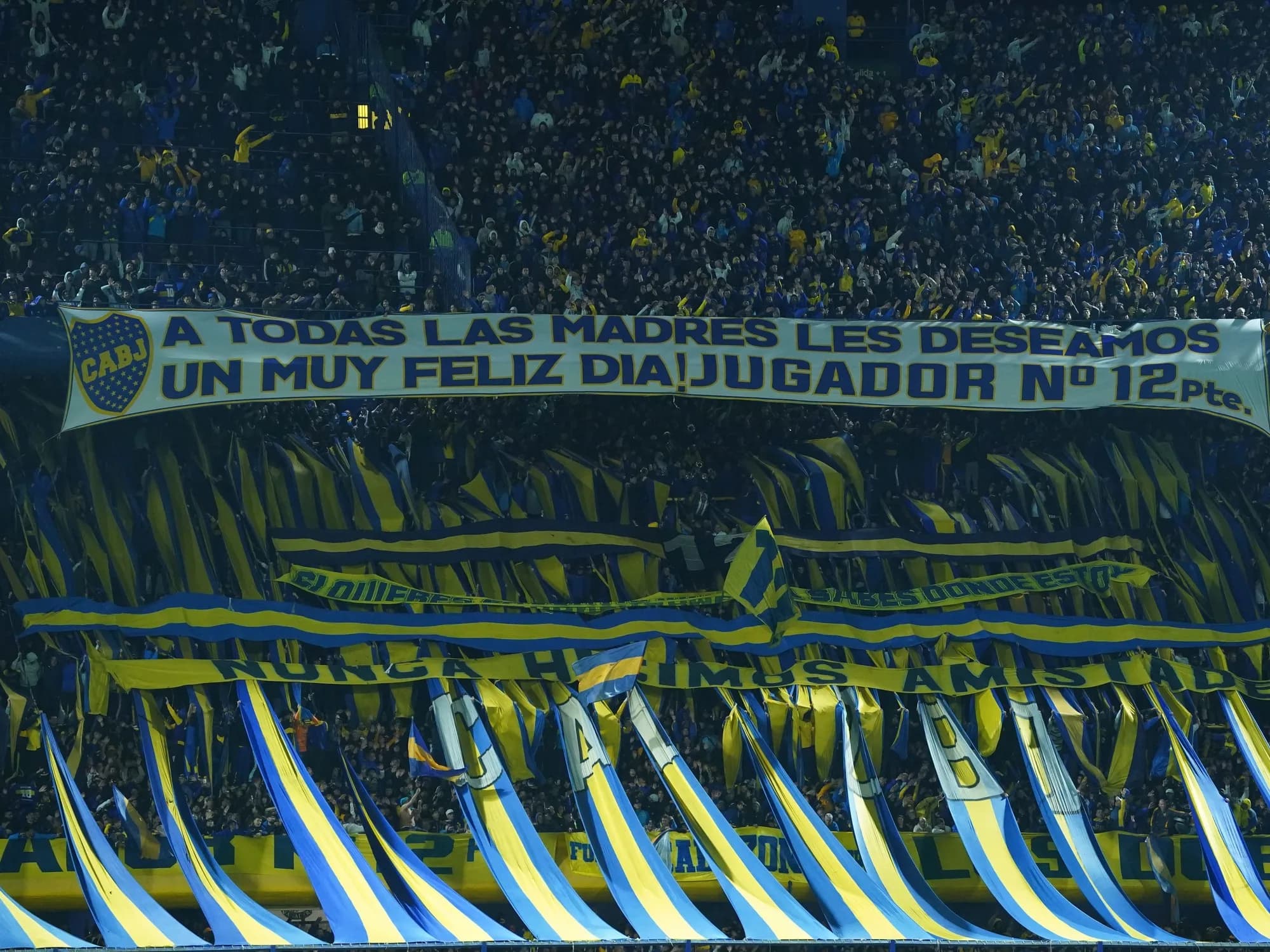 La Bombonera, a pura fiesta: reviví el cancionero completo de la noche, con dedicatorias a River y pensando en la Copa