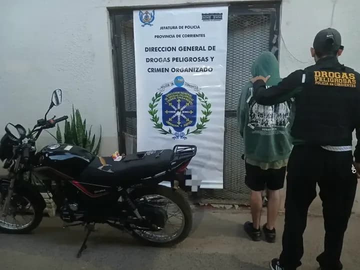 Detuvieron a un hombre con 11 cigarrillos de marihuana en Corrientes