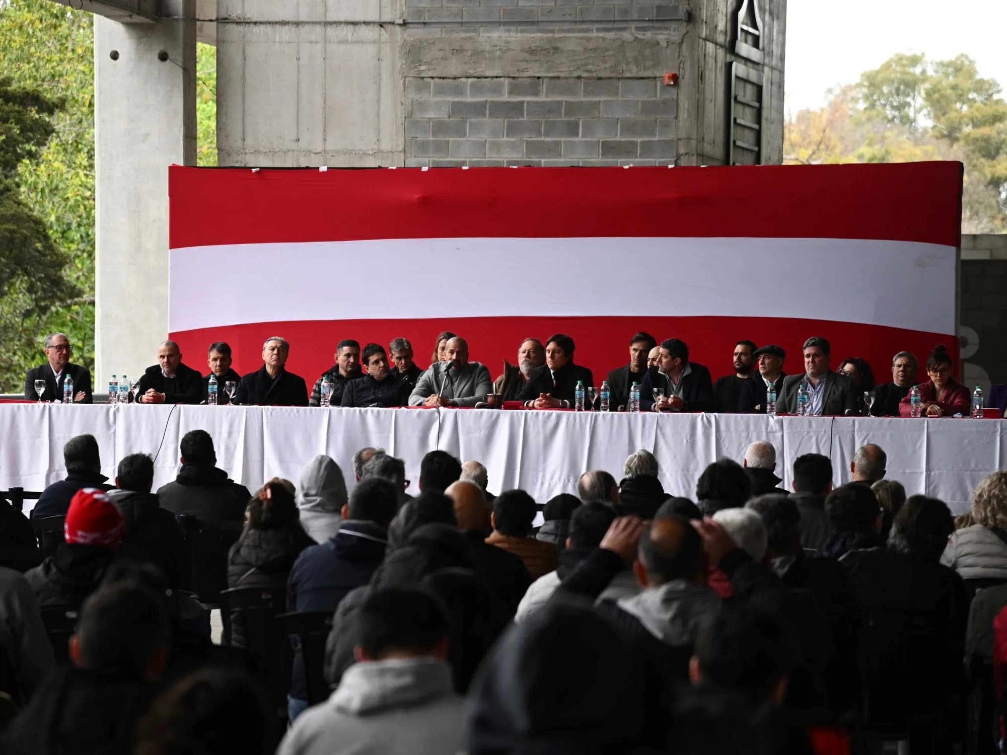 Qué dijo Verón sobre la sanción que recibió por los incidentes con Central y la inhabilitación de Rojo