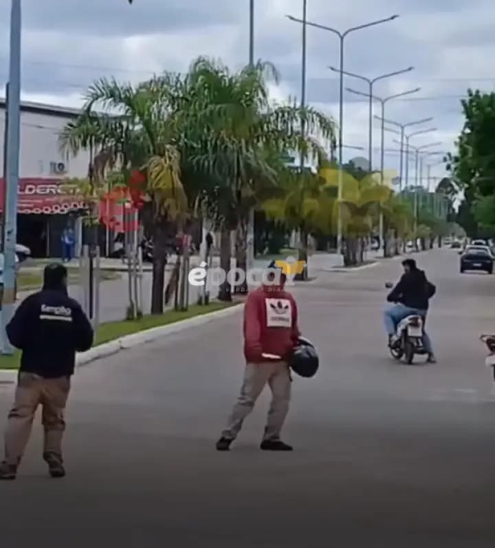 A punta de cuchillo amenazó a un hombre en plena calle
