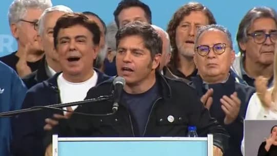 Acto por el 17 de octubre: "Acá estamos, recordando a Perón y Evita en La Matanza", dijo Axel Kicillof