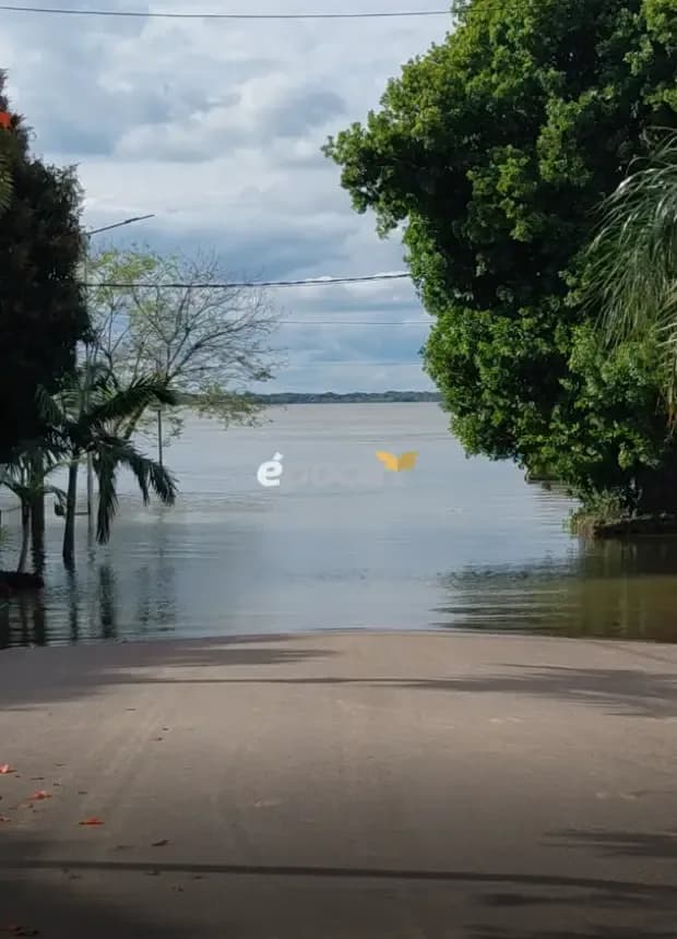 En Itatí el Paraná sigue un metro por encima del nivel de alerta
