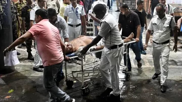 India: al menos 17 personas murieron y 25 resultaron heridas en una estampida