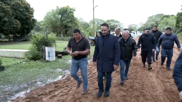 Valdés sobre la creciente del Paraná: "Esperemos que la bajante se refleje en Itatí y Paso de la Patria"