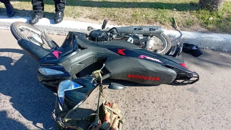 Motociclistas presuntamente borrachos protagonizaron dos choques en la Capital