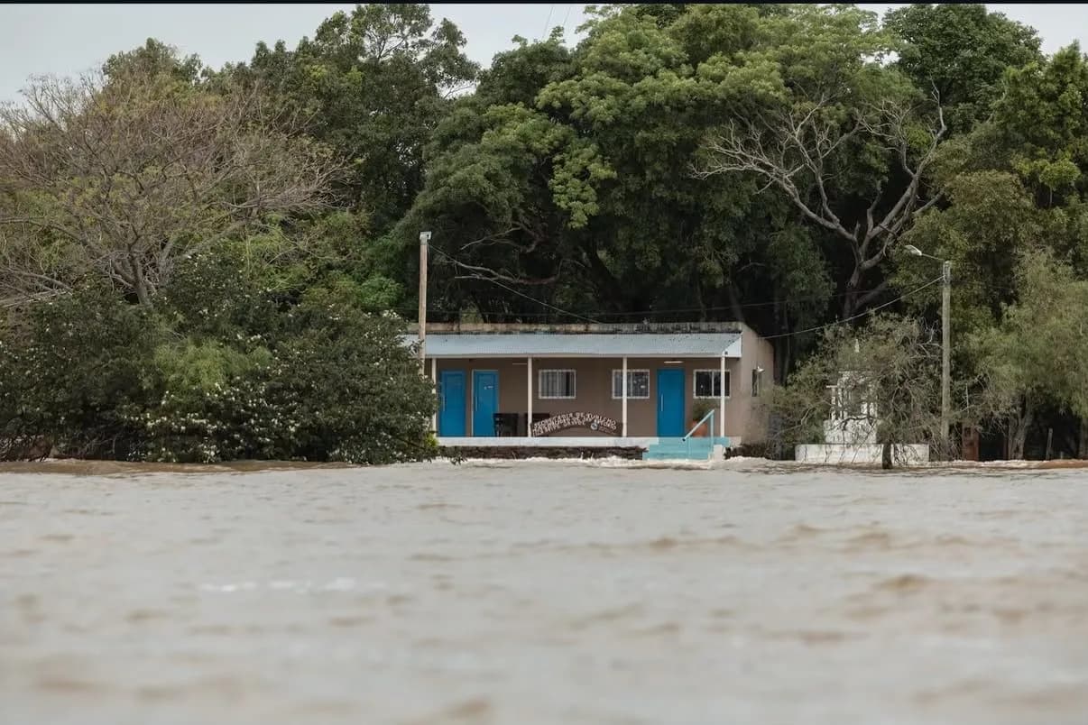 Crecida del Paraná: ya son 754 las personas que dejaron sus casas en Corrientes