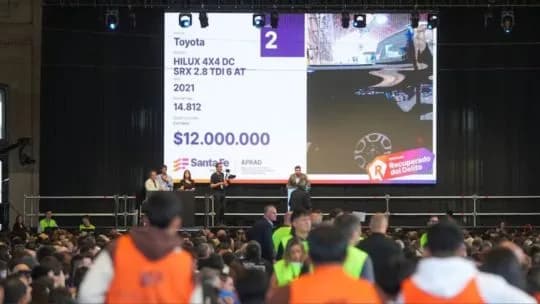 Santa Fe subastó bienes del delito por más de $1.645 millones: desde una casa hasta lanchas y arcades