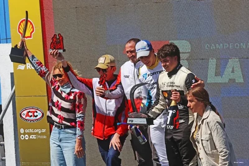 Benjamín Traverso redondeó un gran domingo en la Fórmula 3 Metropolitana
