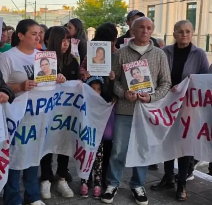 Docente desaparecida: peones
demorados y desconcierto total