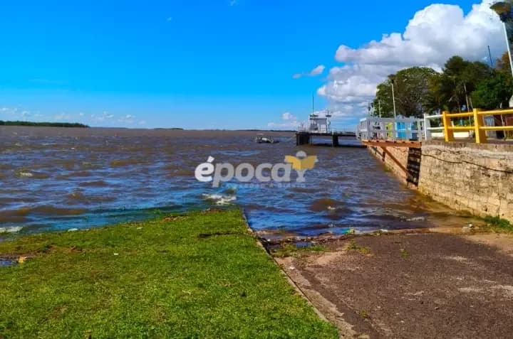 El río Paraná llegó a 6,09 metros en Bella Vista y se acerca al nivel de evacuación