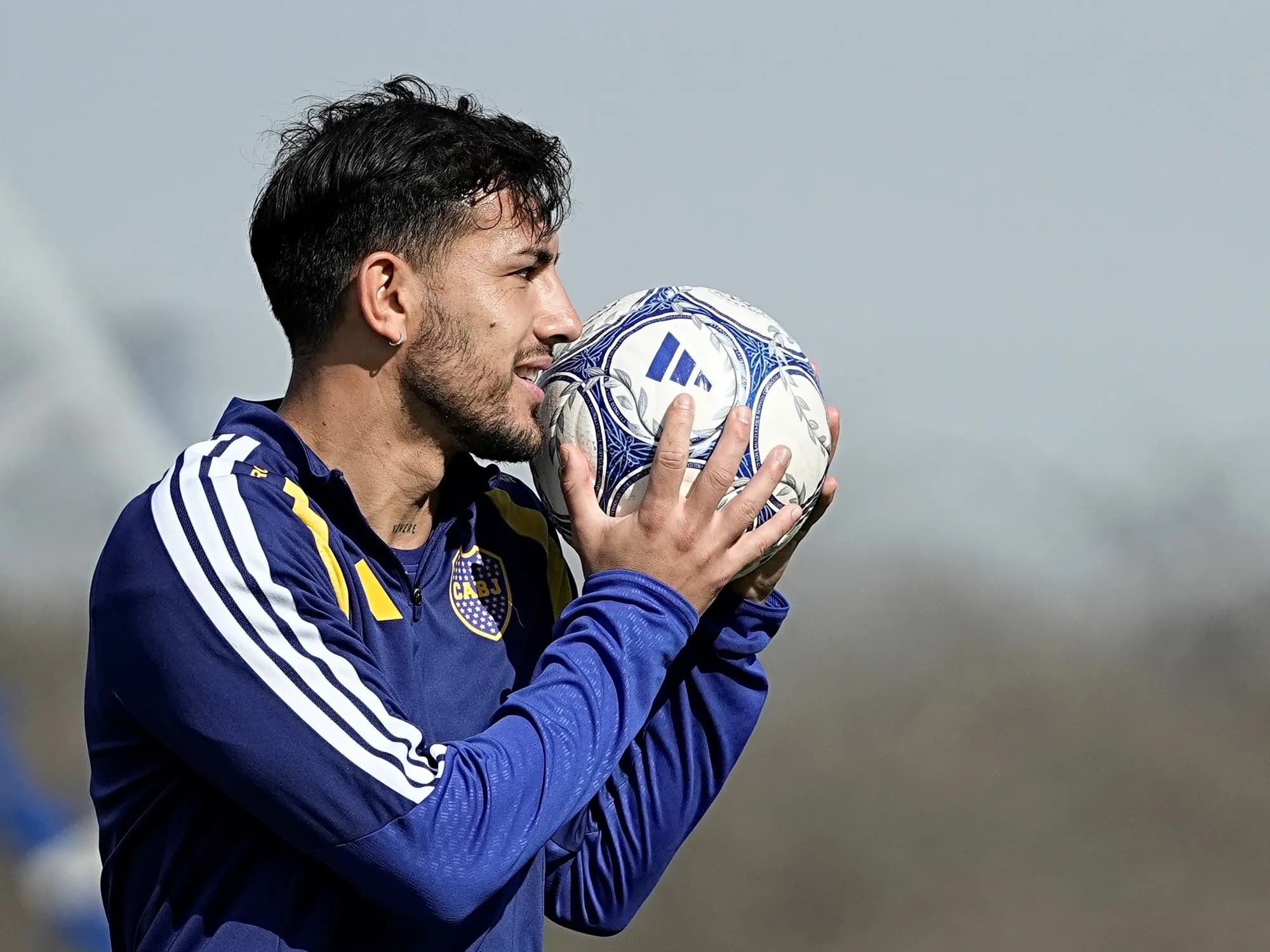 La buena noticia con Paredes, Villa y Velasco en el entrenamiento de Boca en Brasil