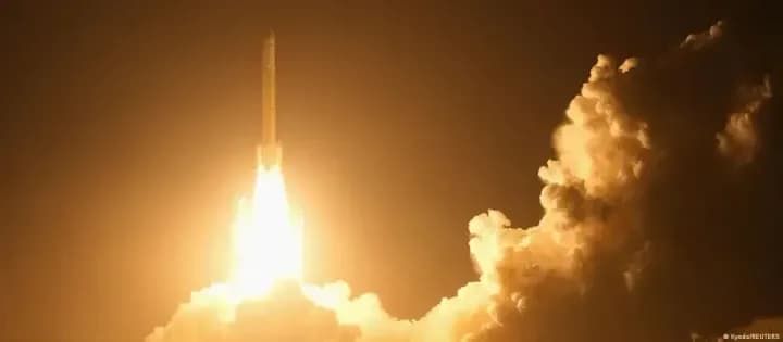Japón lanza primera misión mundial a una luna de Marte