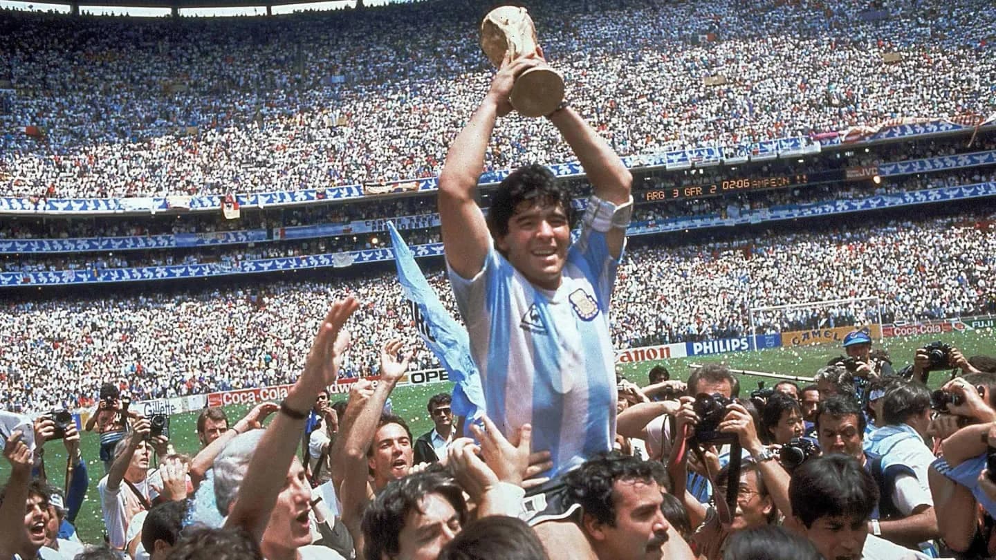 Por qué no está Maradona nominado al Balón de Oro de todos los tiempos - TyC Sports