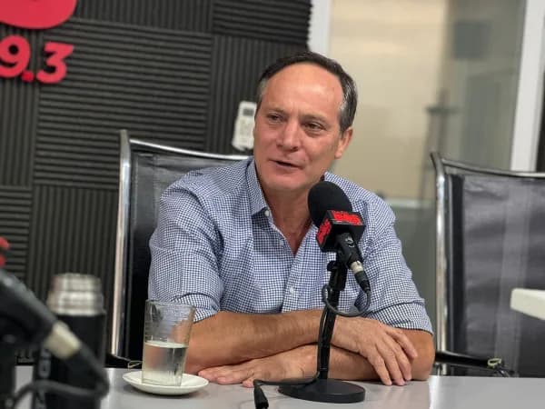 Camau Espínola se marcó como "jugador libre" y cruzó al PJ correntino: "Se fue alejando de la sociedad"