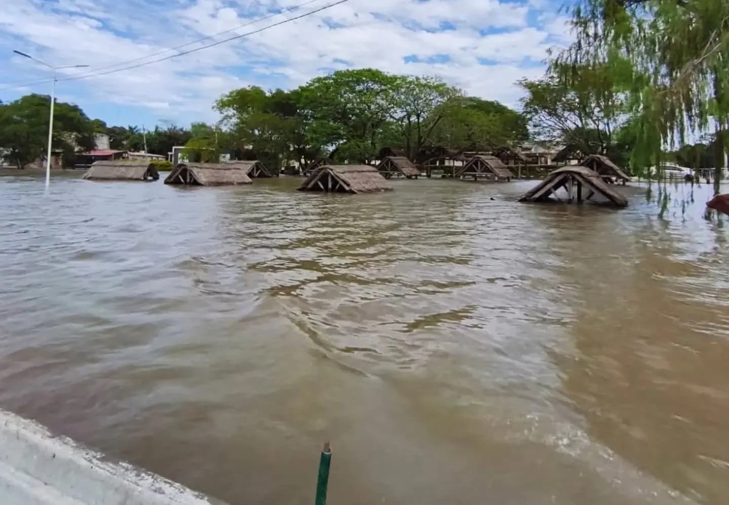 Crecida del río Paraná: realizarán un operativo integral para asistir a familias en Itatí